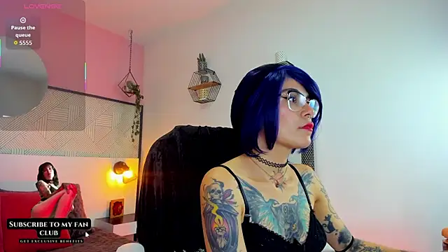 Esmeralda CO online show from 09.16.25