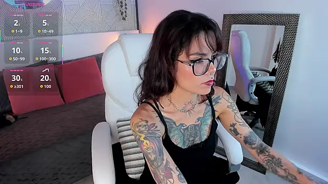 Esmeralda CO online show from 11.05.25