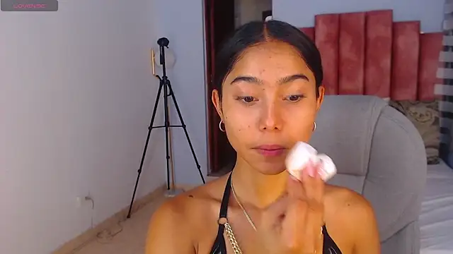 Milaa Star  online show from 09.16.25