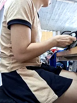 irina hana online show from 10.04.25