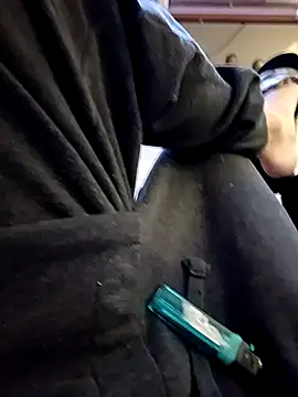 Snapshot of Ragnarklothebrok chatting on 11.10.25 Ragnarklothebrok online show from 11.10.25