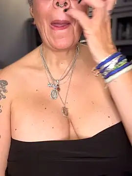 dieseldame1313 online show from 02.02.26