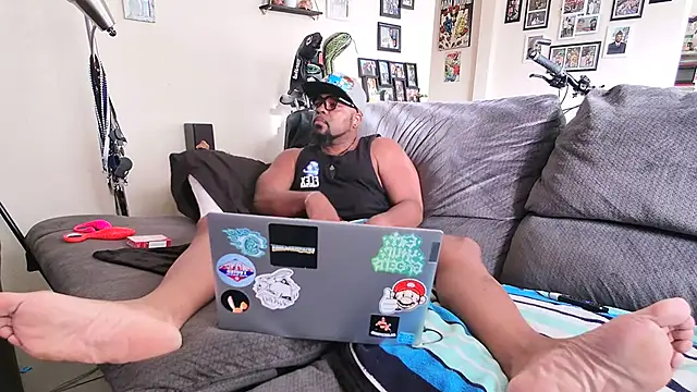 Str8ishVegasGuy online show from 09.28.25