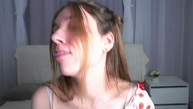 KarriBrownd online show from 12.18.25