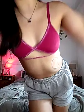 Snapshot of Maia_0 chatting on 04.11.26 Maia 0 online show from 04.11.26