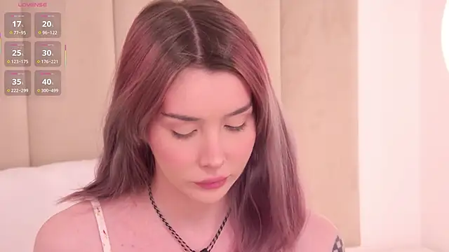 Nesolla online show from 12.05.25