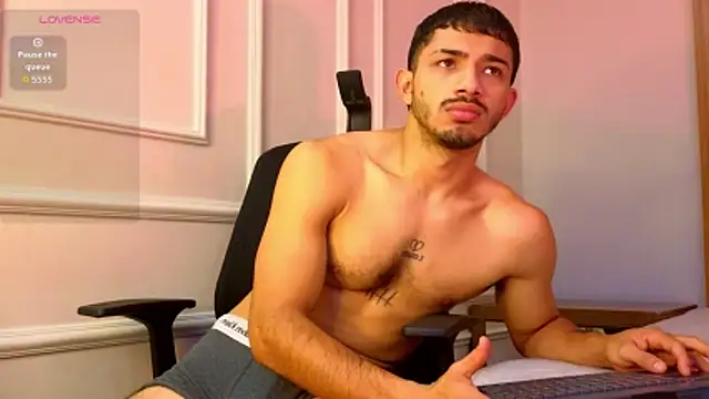 Snapshot of ArturoCardona_ chatting on 01.15.26 ArturoCardona online show from 01.15.26