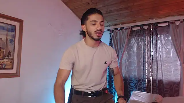 Snapshot of ArturoCardona_ chatting on 05.17.26 ArturoCardona online show from 05.17.26