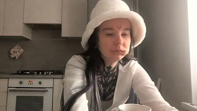 HighelikeGirl online show from 02.27.26