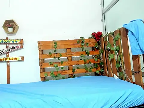 Snapshot of cris_dulce chatting on 03.03.26 cris dulce online show from 03.03.26