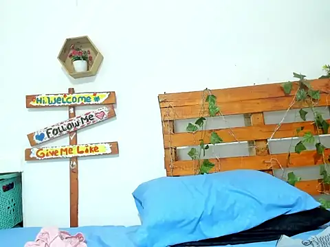 Snapshot of cris_dulce chatting on 03.06.26 cris dulce online show from 03.06.26