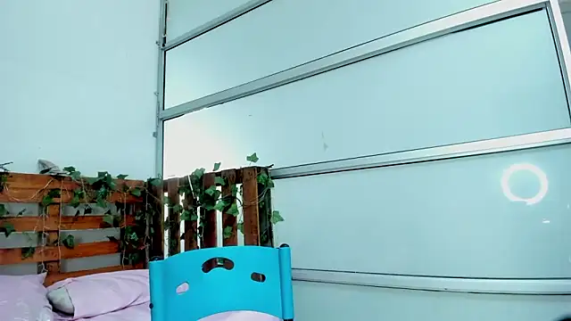 Snapshot of cris_dulce chatting on 03.26.26 cris dulce online show from 03.26.26