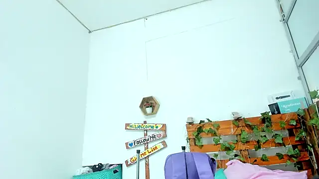 Snapshot of cris_dulce chatting on 04.08.26 cris dulce online show from 04.08.26