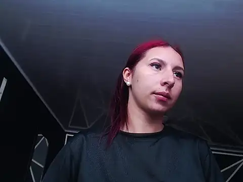 Snapshot of kattypurple chatting on 09.25.25 kattypurple online show from 09.25.25
