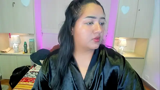 LilyWhitney online show from 09.11.25