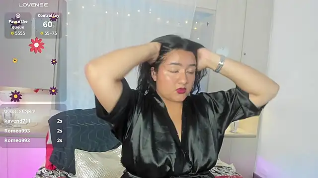 LilyWhitney online show from 10.31.25