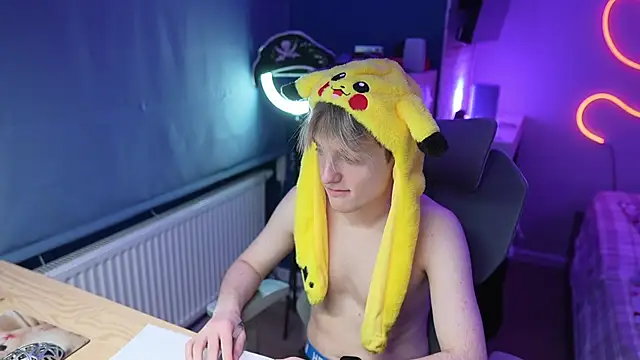 Snapshot of Serxyi chatting on 01.05.26 Serxyi online show from 01.05.26