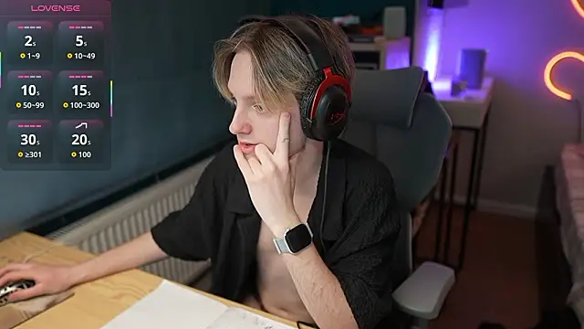 Snapshot of Serxyi chatting on 02.06.26 Serxyi online show from 02.06.26