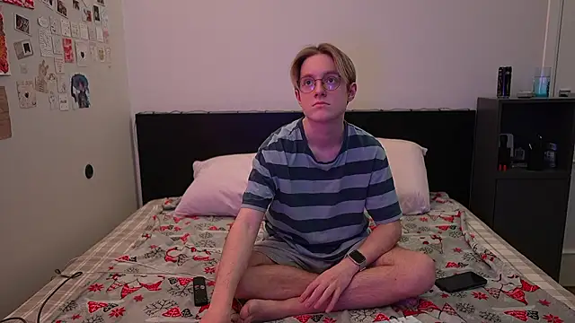 Snapshot of Serxyi chatting on 02.14.26 Serxyi online show from 02.14.26