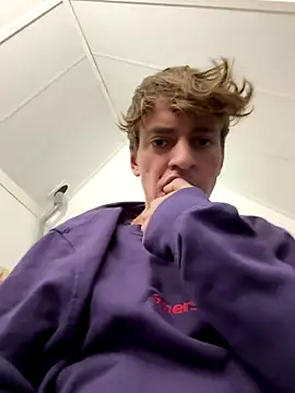 hottest23 online show from 12.02.25