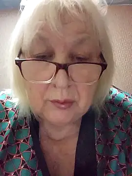 Alexia64231 online show from 12.23.25