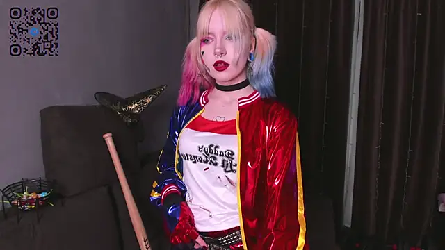 godlikegirlyy online show from 10.30.25