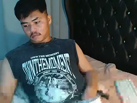 hot emman online show from 07.28.26