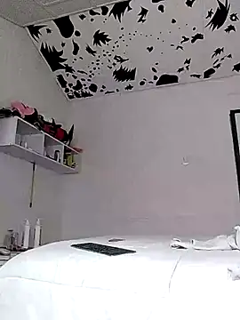 oxxy jean online show from 02.03.26