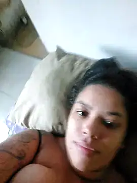 Snapshot of biancaalvess chatting on 02.11.26 biancaalvess online show from 02.11.26