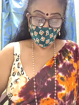 sweet-lotus online show from 10.26.25