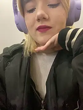 Cherry   Blossom online show from 10.01.25