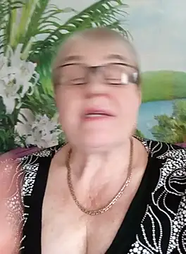 VioletSweet5566 online show from 10.06.25