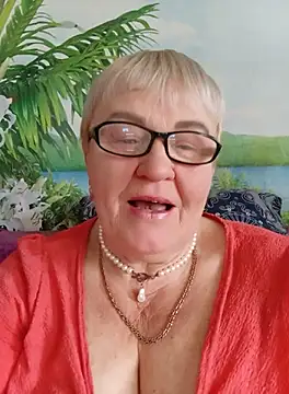 VioletSweet5566 online show from 10.11.25