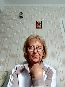 Snapshot of AlikaSwan5821 chatting on 10.06.25 AlikaSwan5821 online show from 10.06.25