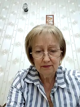 Snapshot of AlikaSwan5821 chatting on 11.08.25 AlikaSwan5821 online show from 11.08.25