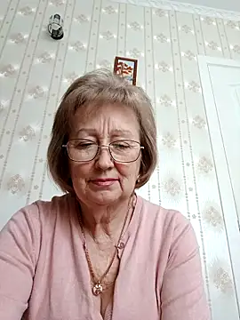 Snapshot of AlikaSwan5821 chatting on 03.01.26 AlikaSwan5821 online show from 03.01.26