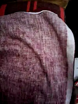 Snapshot of Cox12a chatting on 10.05.25 Cox12a online show from 10.05.25