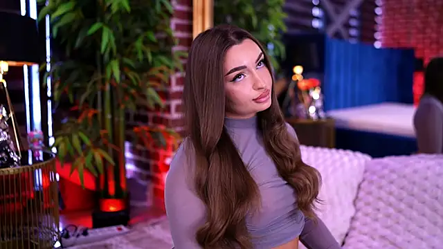 MillaSerene online show from 02.20.26