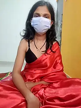 Shivani2002 online show from 12.16.25