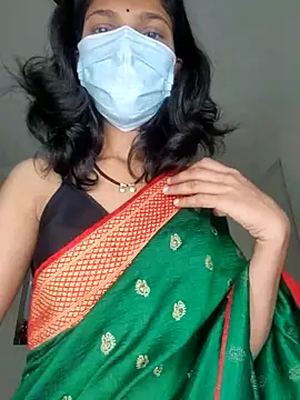 Shivani2002 online show from 04.12.26