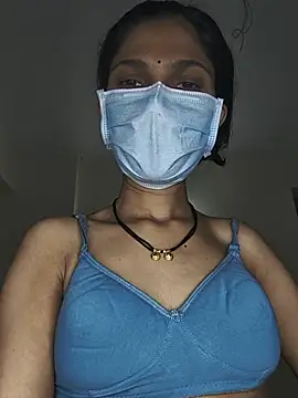 Shivani2002 online show from 07.26.26