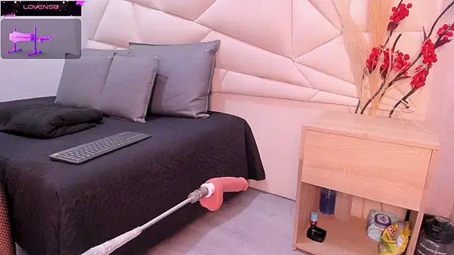 ValeriaJulio  online show from 02.22.26