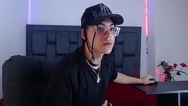 dirty model online show from 07.22.26