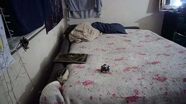 Snapshot of PremiumKitty chatting on 03.16.26 PremiumKitty online show from 03.16.26