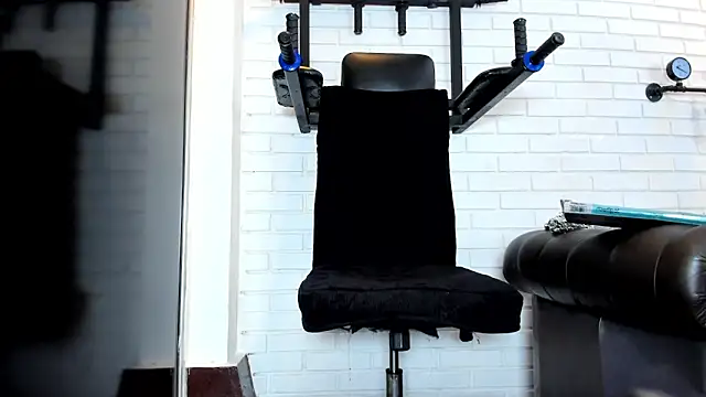 ItaloMoore online show from 02.26.26