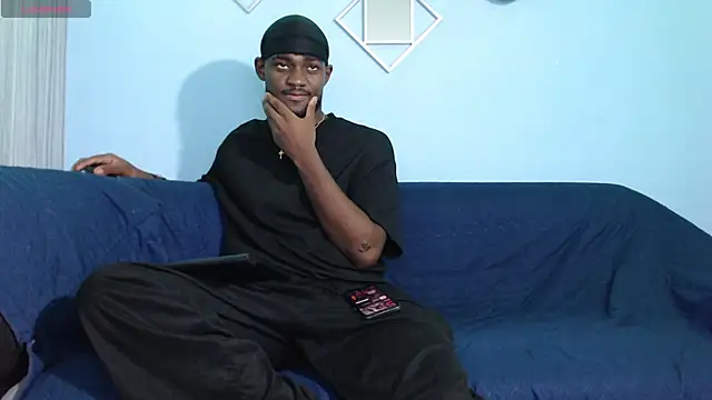Snapshot of eebony_stallion chatting on 05.21.26 eebony stallion online show from 05.21.26