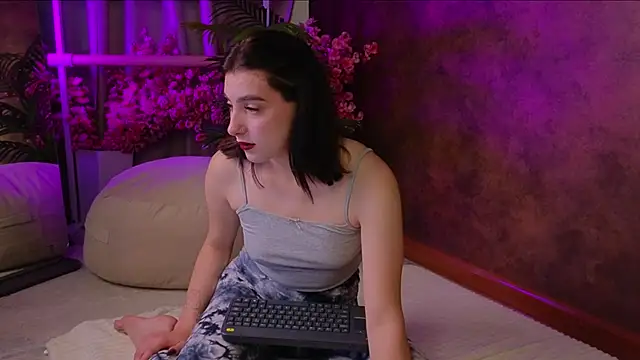 arcane doll online show from 09.21.25