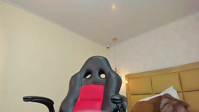 MELISSAROUGE online show from 04.14.26