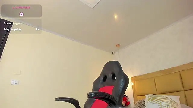 MELISSAROUGE online show from 04.20.26