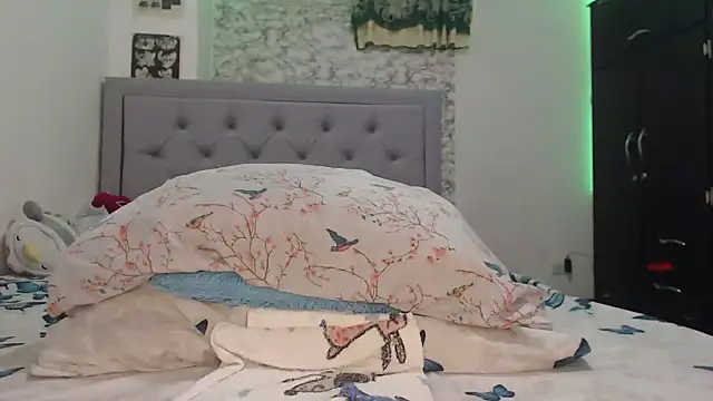 nahomibeckers online show from 10.22.25